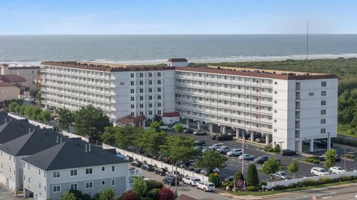 apt-216-300 E Raleigh Ave, Wildwood, NJ, 08260-3284 | Card Image