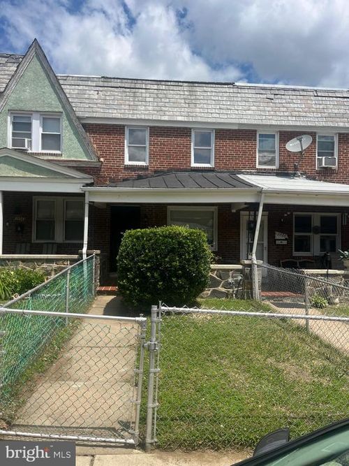 3922 Woodridge Rd, BALTIMORE, MD, 21229-1911 | Card Image