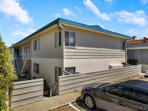 375 Rosecrans St, San Diego, CA, 92106-3527 | Card Image