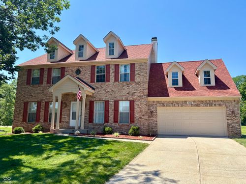 7026 Starkey Ridge Ln, Indianapolis, IN, 46268-2785 | Card Image