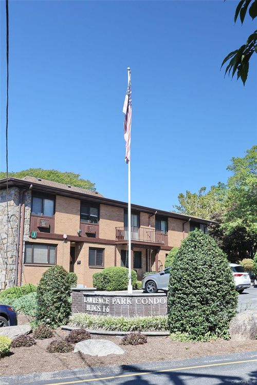 unit-10-1 W Lawrence Park Dr, Piermont, NY, 10968-3103 | Card Image