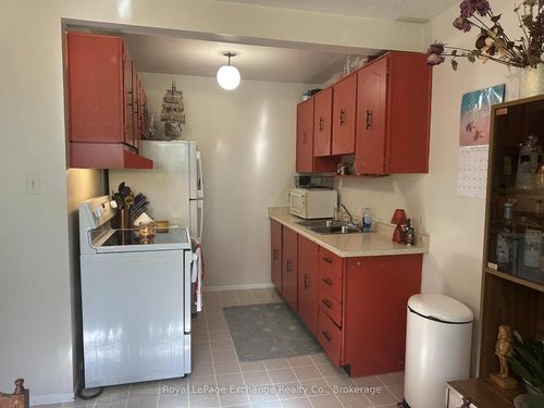 755 Walsh St, Kincardine, ON, N2Z1R2 | Card Image