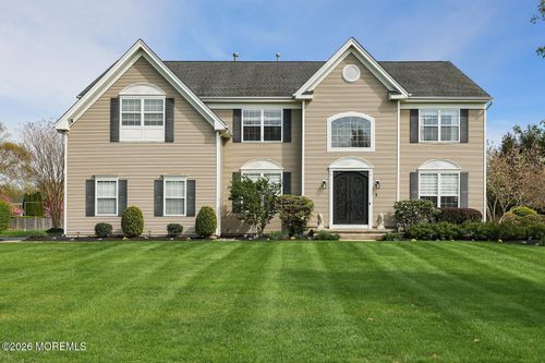5 Denise Dr, Allentown, NJ, 08501-2047 | Card Image