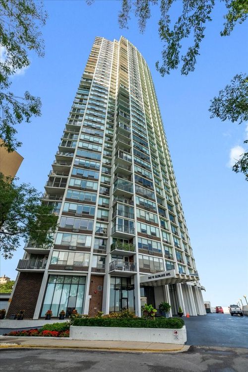 27b-940 W Glenlake Avenue, Chicago, IL, 60660 | Card Image