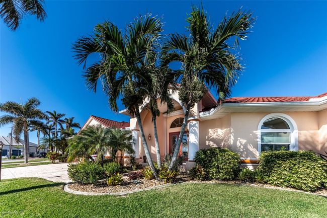 518 Saint Girons Ct, House other with 3 bedrooms, 3 bathrooms and null parking in PUNTA GORDA FL | Image 58
