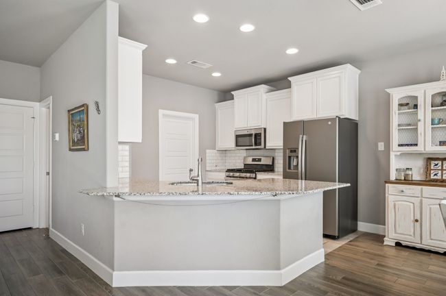 7229 Tin Star Dr, House other with 4 bedrooms, 4 bathrooms and null parking in Fort Worth TX | Image 11