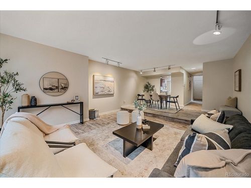 162 S Jackson St, Denver, CO, 80209-3126 | Card Image