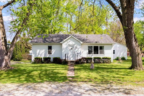 504 W 5th St, North Manchester, IN, 46962-1429 | Card Image