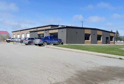 308 56 St, Edson, AB, T7E1L6 | Card Image