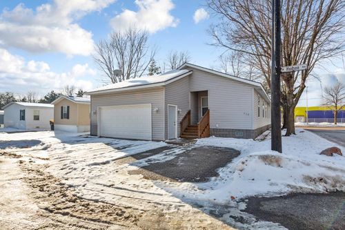436 Hudson Ave W, Mankato, MN, 56001-9253 | Card Image