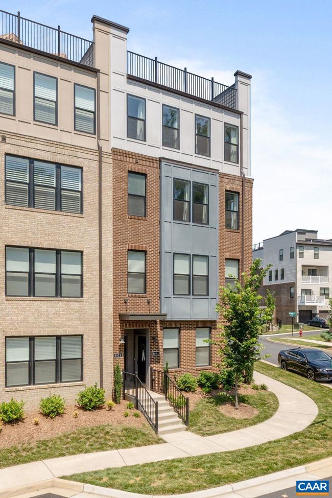 B - 802 Wesley Ln, Condo with 3 bedrooms, 3 bathrooms and null parking in CHARLOTTESVILLE VA | Image 21