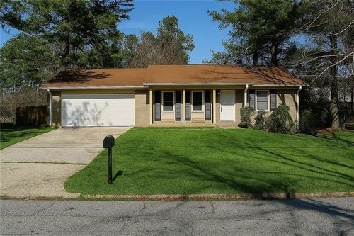 2195 Rochelle Way, COLLEGE PARK, GA, 30349-3439 | Card Image