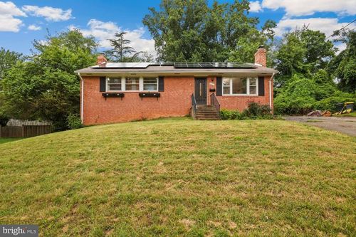 8022 Hatteras Ln, SPRINGFIELD, VA, 22151-2011 | Card Image