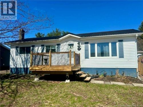 18 Frost St, Riverview, NB, E1B4C9 | Card Image