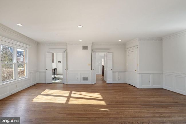 1537 Cedar Ave, Townhouse with 4 bedrooms, 5 bathrooms and null parking in MCLEAN VA | Image 14