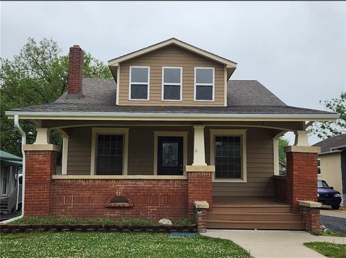208 Main St, Osawatomie, KS, 66064-1327 | Card Image