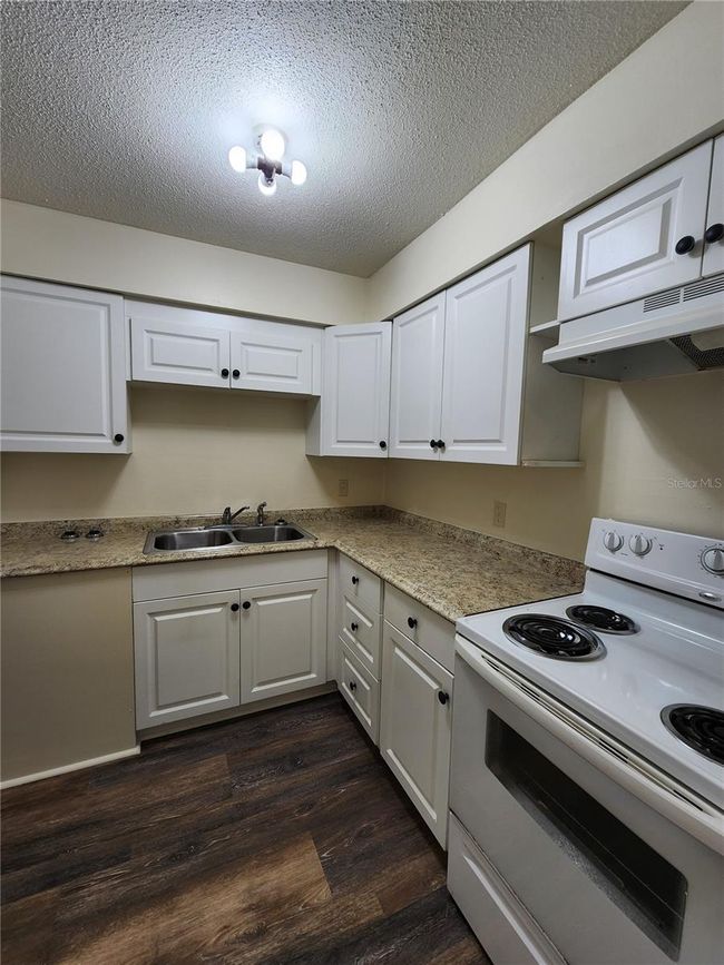 APT-5 - 300 Nw 20 Th Ave, Condo with 2 bedrooms, 1 bathrooms and null parking in GAINESVILLE FL | Image 21