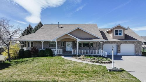 881 S 1200 E, Preston, ID, 83263-5404 | Card Image