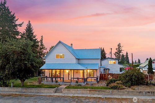 211 E Birch St, Waterville, WA, 98858-5842 | Card Image