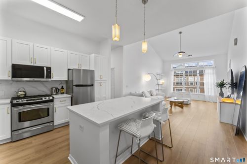 524-850 E Main St, Stamford, CT, 06902-3955 | Card Image