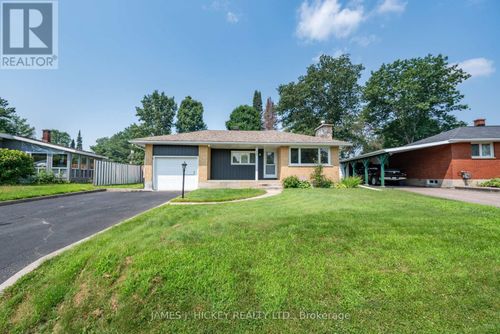 20 Claremount Rd, Deep River, ON, K0J1P0 | Card Image