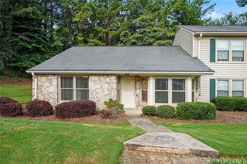 722 Longleaf Dr, Lawrenceville, GA, 30046-5667 | Card Image