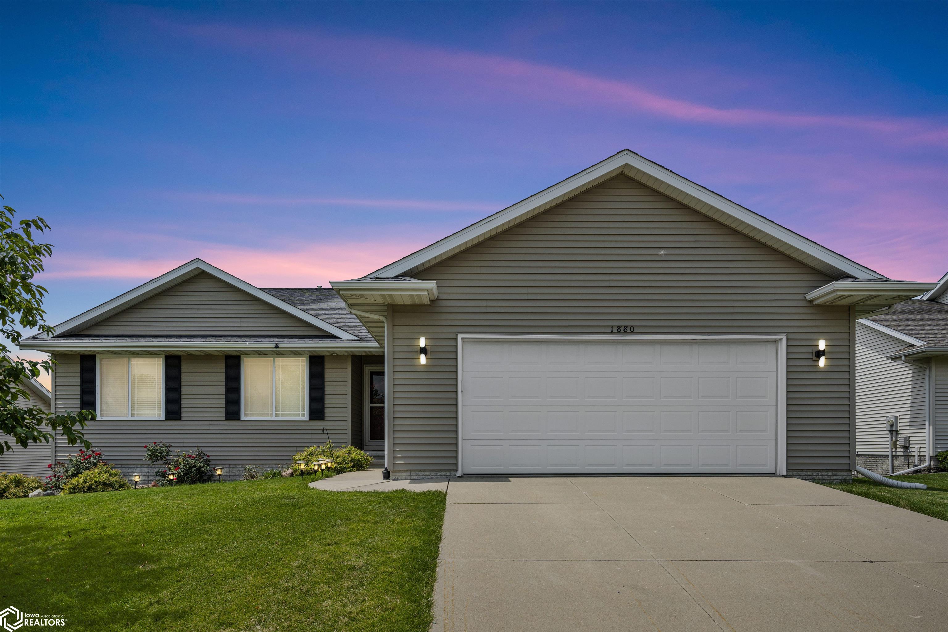 49th St, Marion, IA 52302