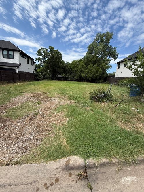 401 Hackberry Ln, Austin, TX, 78753-4709 | Card Image