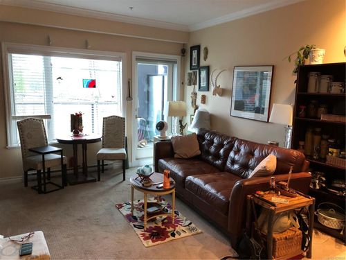 203-9717 First St, Sidney, BC, V8L3E1 | Card Image