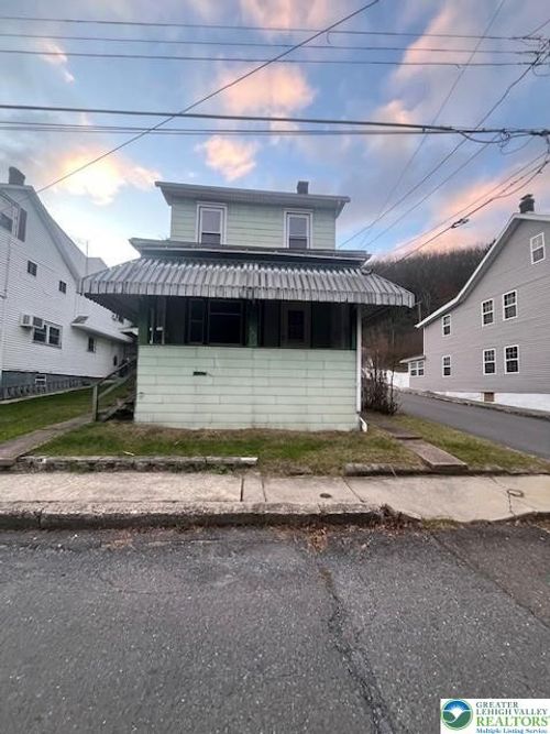 153 W High St, Nesquehoning, PA, 18240-1519 | Card Image