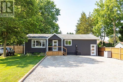 79 County Rd 50 W, Harrow, ON, N0R1G0 | Card Image