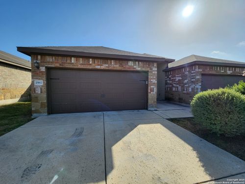 2567 Pahmeyer Rd, New Braunfels, TX, 78130-3933 | Card Image