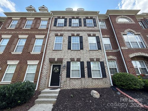 9245 Belcaro Ln, Charlotte, NC, 28273-3576 | Card Image