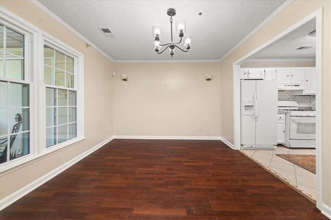 2605 Vineyard Way Se, Condo with 2 bedrooms, 2 bathrooms and 3 parking in Smyrna GA | Image 11