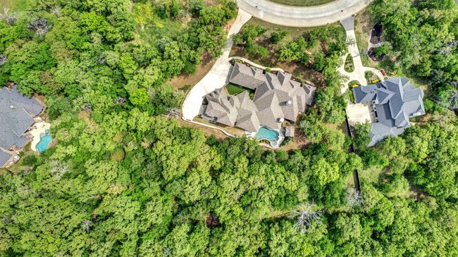 Surrounded by nothing but trees! Doesn't get much more private than this. | Image 36