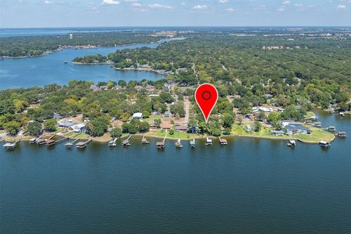 107 Briarwood Dr, Mabank, TX, 75156-4155 | Card Image