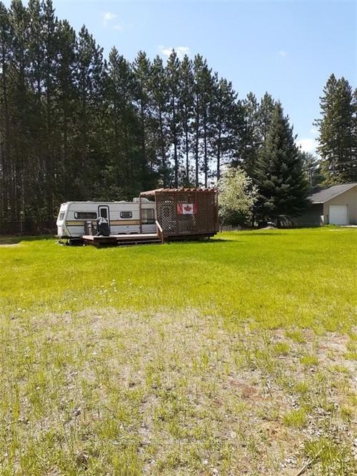29 Deer Trail Rd, Renfrew, ON, K0J2A0 | Card Image