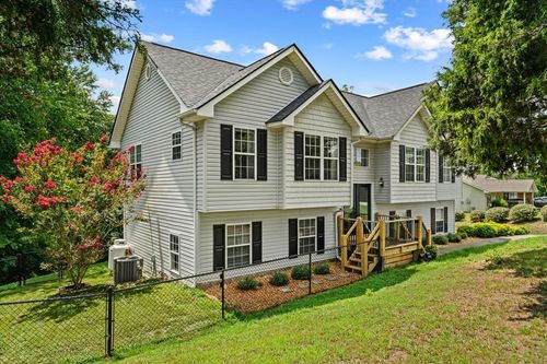 212 Courtney Cir, ROCKY FACE, GA, 30740-7002 | Card Image