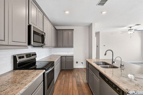 3623 Twin Dish Way, New Braunfels, TX, 78130-0215 | Card Image