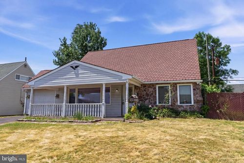 21 Iris Rd, LEVITTOWN, PA, 19057-2723 | Card Image