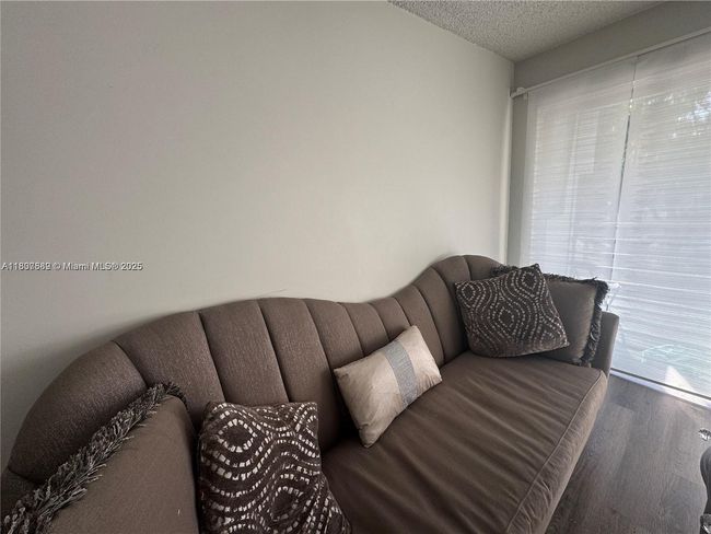 APT-312 - 4235 University Dr, Condo with 2 bedrooms, 2 bathrooms and null parking in Sunrise FL | Image 5