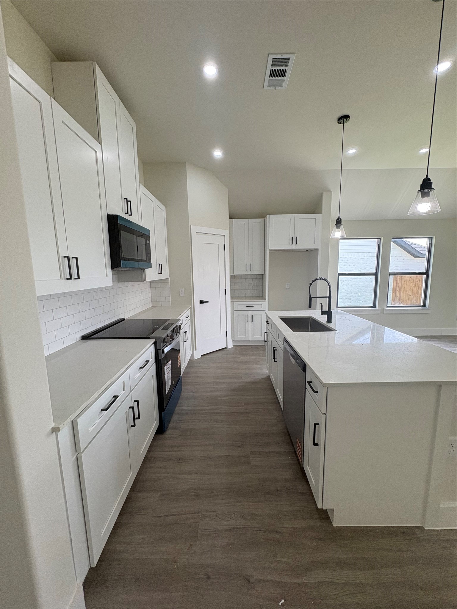Residential in Godley 4