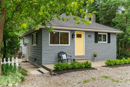 1696 Rochester Rd, Lakeville, MI, 48367-3539 | Card Image