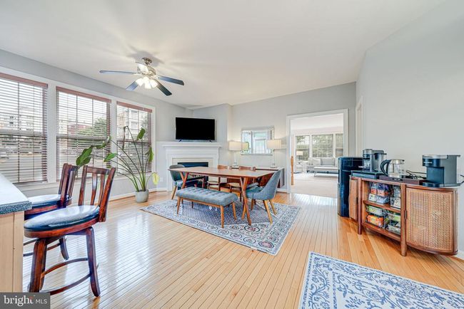 11559 Cavalier Landing Ct, Townhouse with 3 bedrooms, 4 bathrooms and null parking in FAIRFAX VA | Image 9