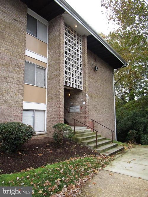 apt-a2-550 Wilson Bridge Dr, OXON HILL, MD, 20745-1873 | Card Image