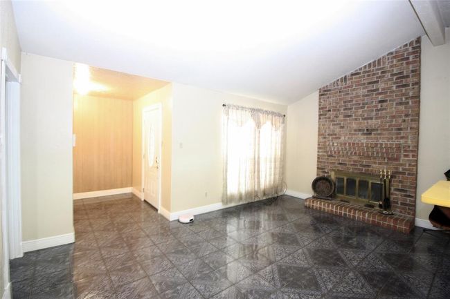 2202 Jones St, House other with 4 bedrooms, 2 bathrooms and 2 parking in Rosenberg TX | Image 12