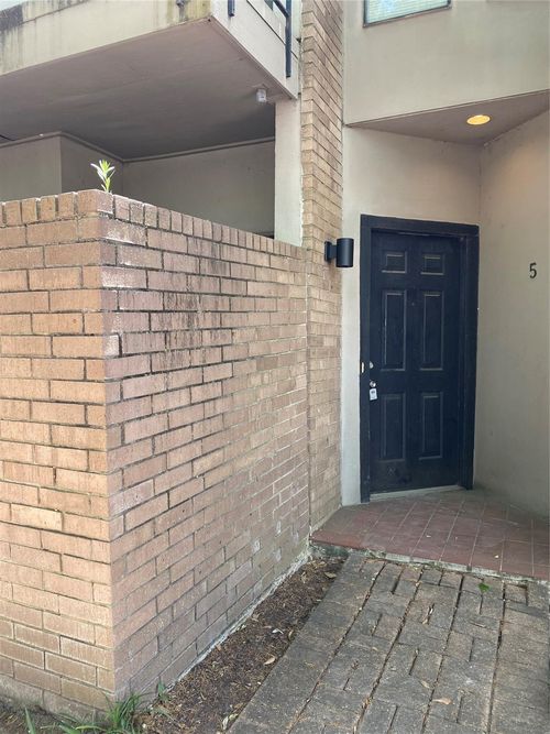 apt-5-10811 Richmond Ave, Houston, TX, 77042-4764 | Card Image