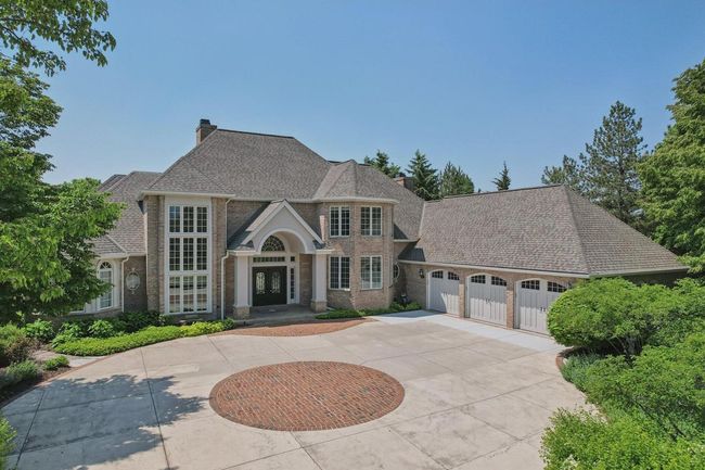 1601 Cedar Bend, House other with 5 bedrooms, 4 bathrooms and null parking in Hartland WI | Image 98