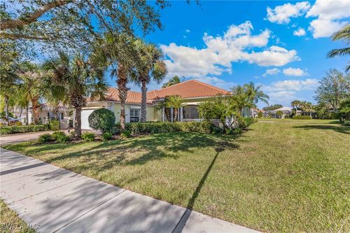 8001 Wilfredo Court, NAPLES, FL, 34114 | Card Image