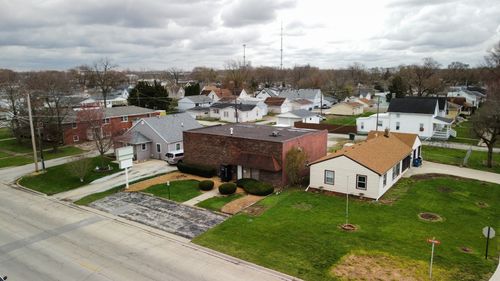 516 E Broadway St, Bradley, IL, 60915-1704 | Card Image